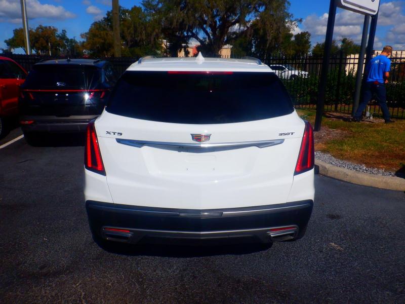Cadillac XT5  2024