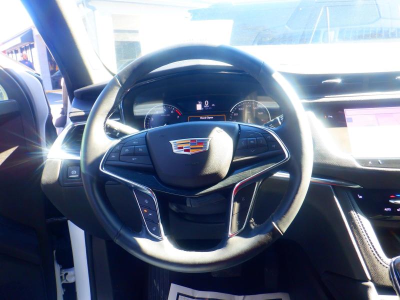 Cadillac XT5  2024