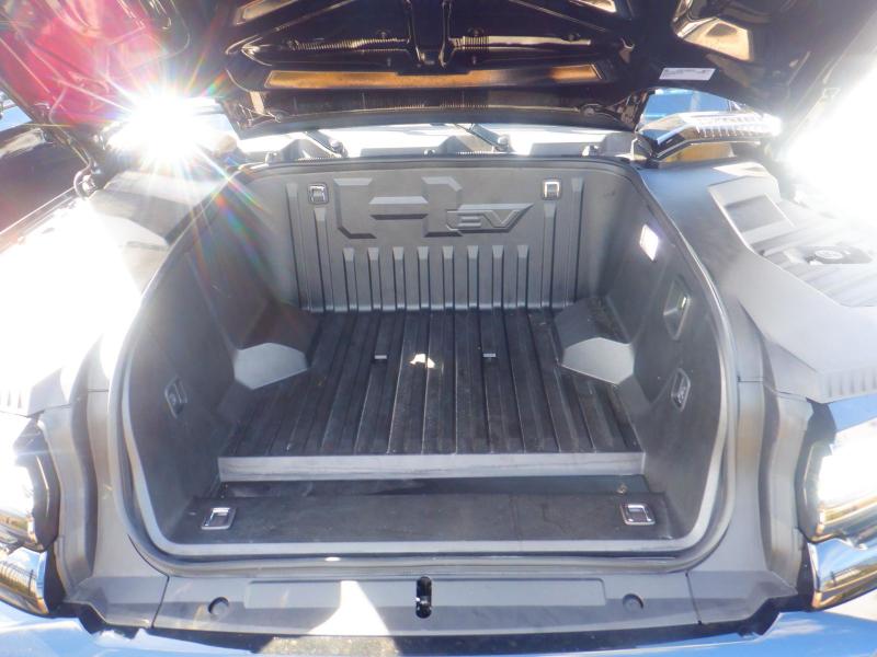 GMC HUMMER EV SUV  2024