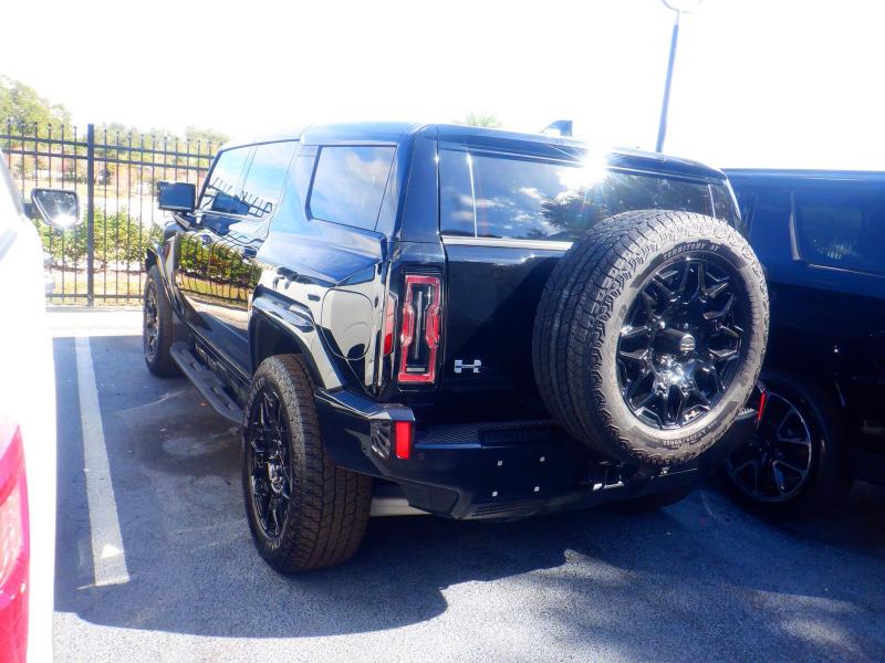 GMC HUMMER EV SUV  2024