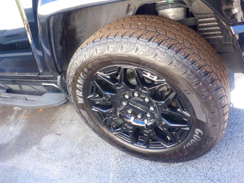 GMC HUMMER EV SUV  2024