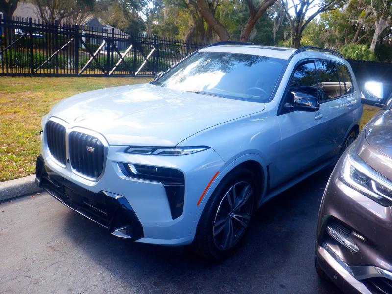 BMW X7 M60i 2024
