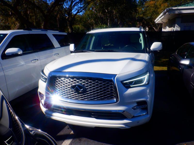 Infiniti QX80  2023