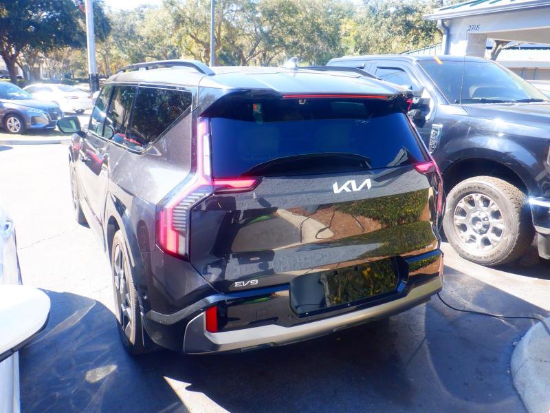 Kia EV9  2024