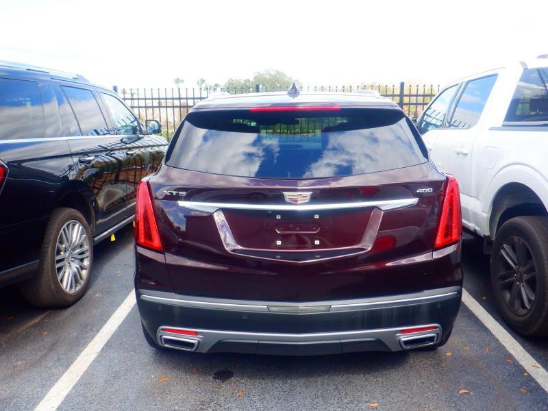 Cadillac XT5  2021