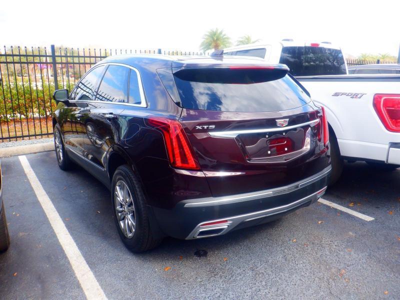 Cadillac XT5  2021