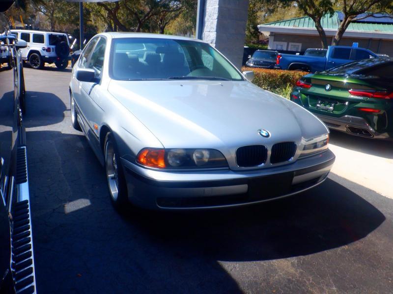 BMW 5-Series 528i 1998