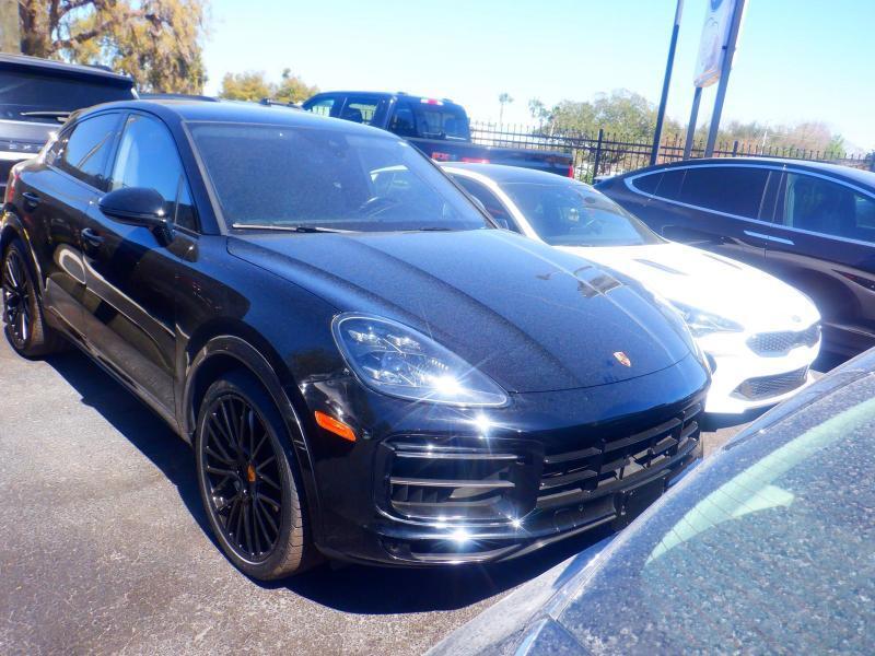 Porsche Cayenne Turbo 2020