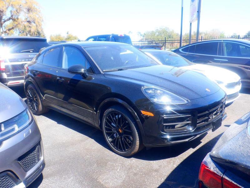 Porsche Cayenne Turbo 2020