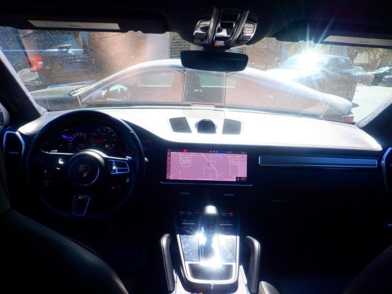 Porsche Cayenne Turbo 2020