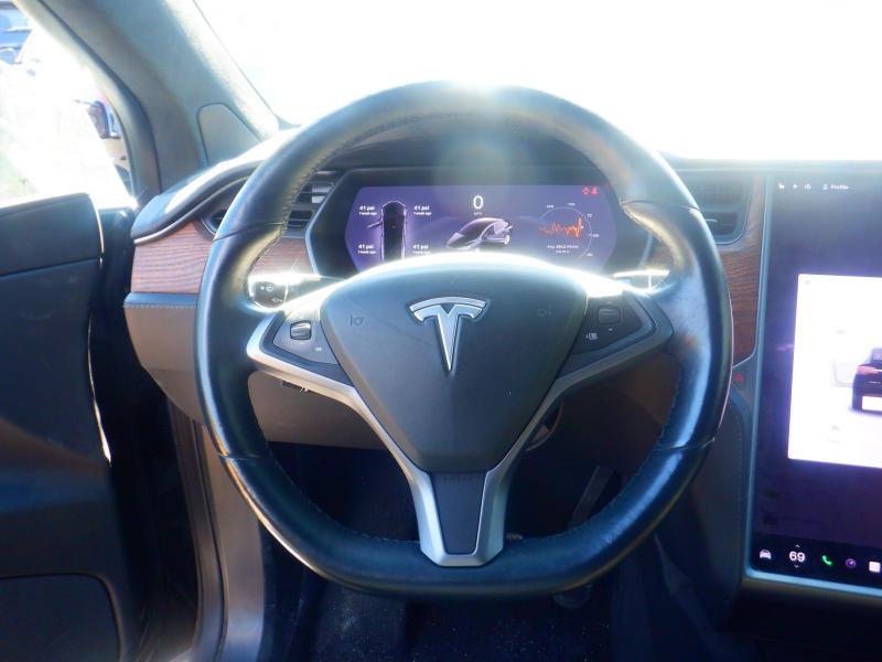 Tesla Model X Long Range 2021