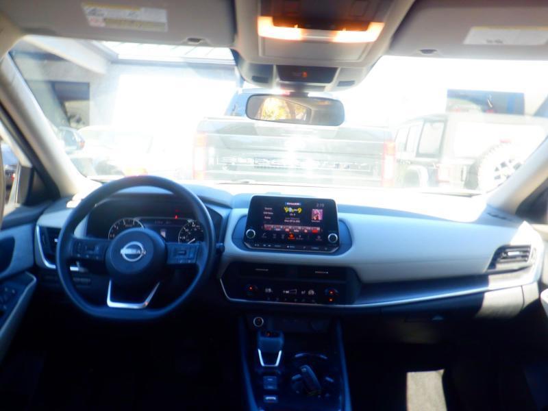 Nissan Rogue SV 2023