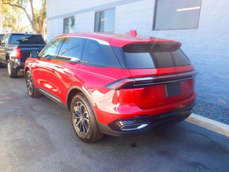 Lincoln Nautilus Premiere AWD 2025