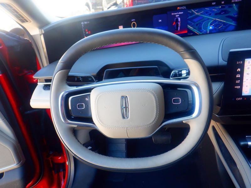 Lincoln Nautilus Premiere AWD 2025