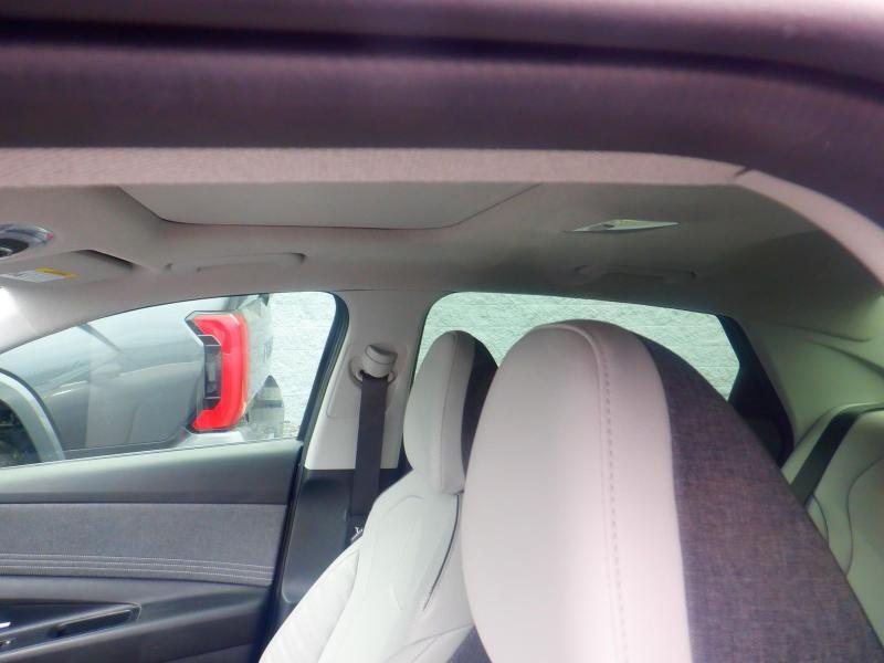 Hyundai Elantra Limited 2024