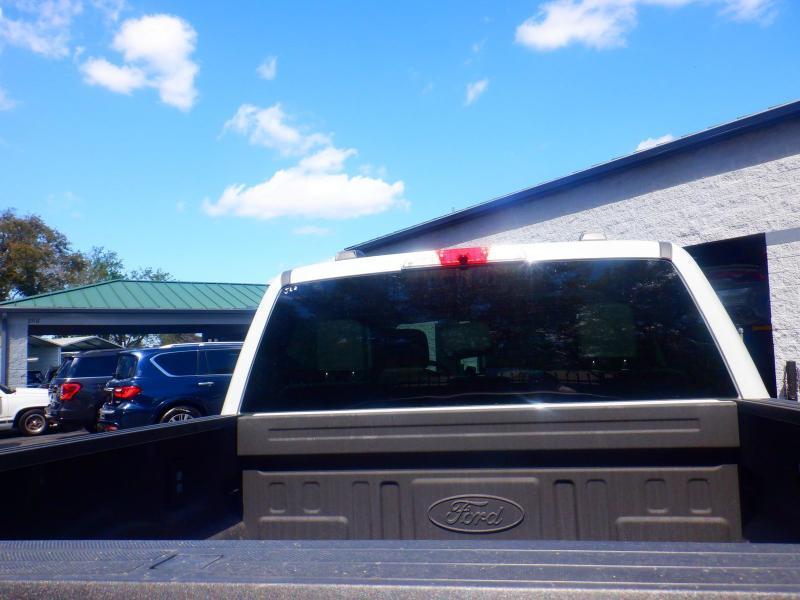 Ford F-150 Lightning  2024