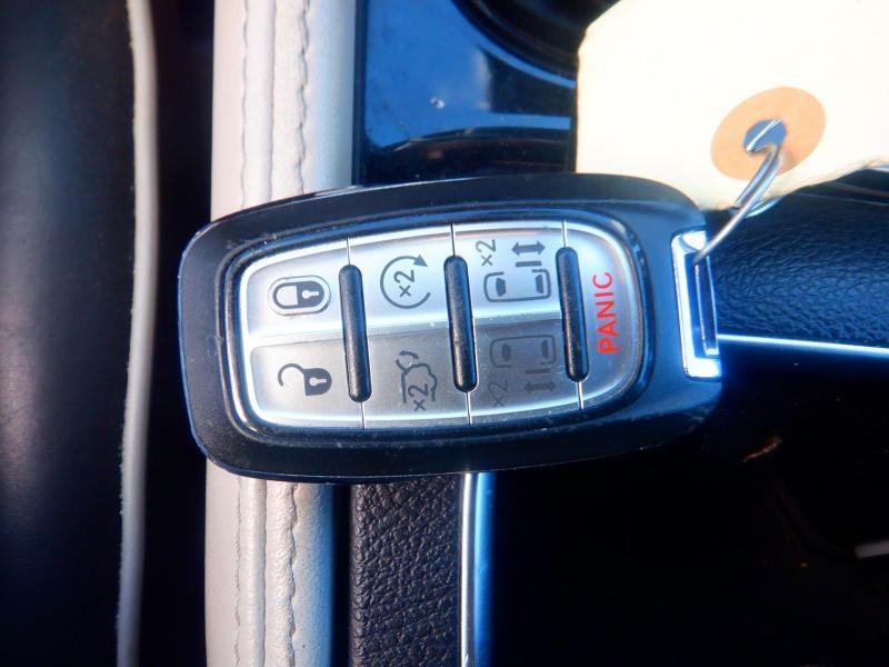 Chrysler Pacifica  2023