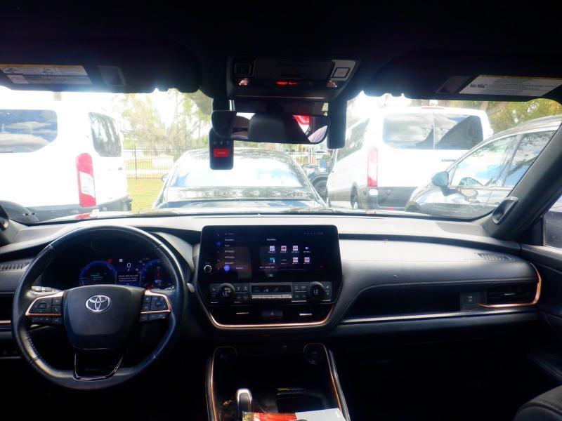 Toyota Grand Highlander Hybrid  2024