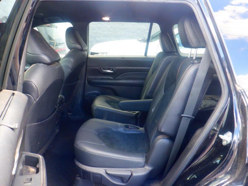 Toyota Grand Highlander Hybrid  2024