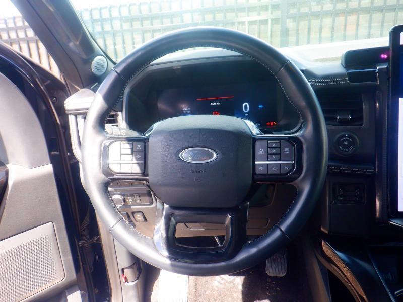 Ford F-150 Lightning  2023