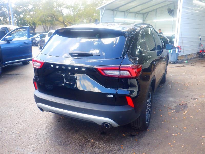 Ford Escape Plug-in Hybrid  2025