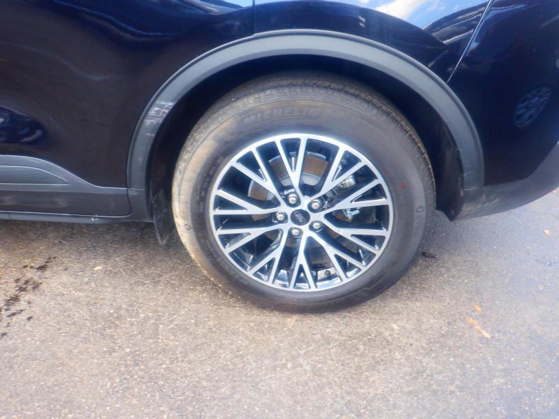 Ford Escape Plug-in Hybrid  2025