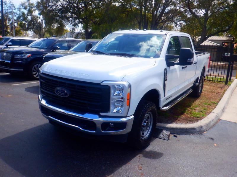 Ford F-250 SD  2023