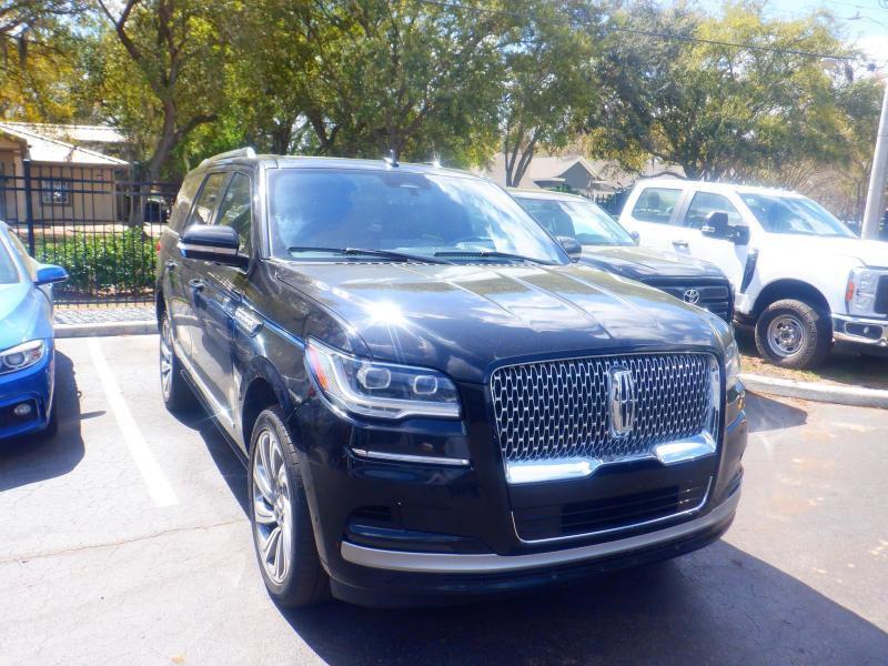 Lincoln Navigator  2024