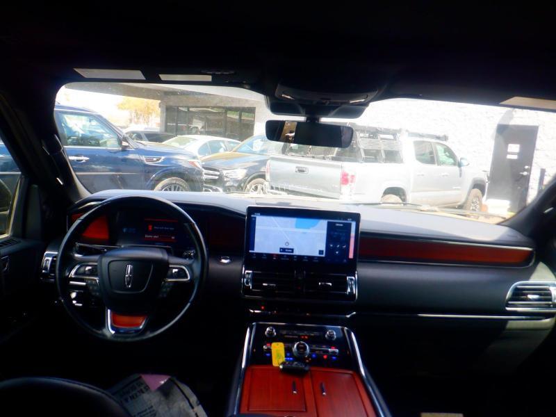 Lincoln Navigator  2024