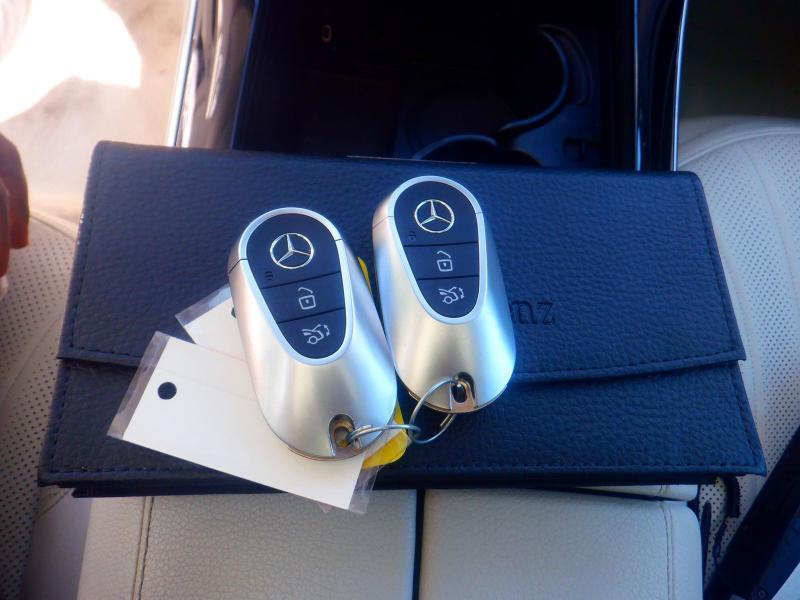 Mercedes-Benz EQE  2023