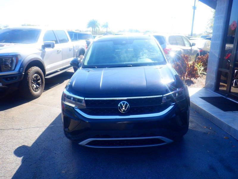 Volkswagen Taos SE 2024