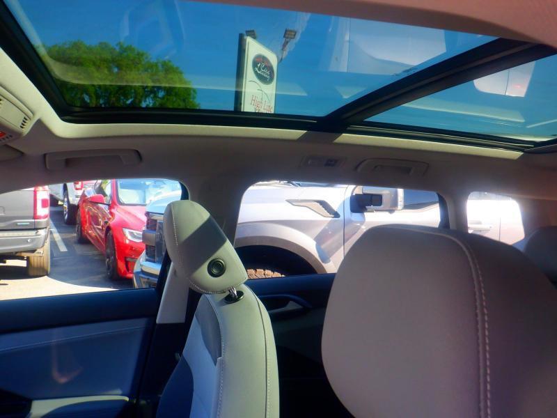 Volkswagen Taos SE 2024