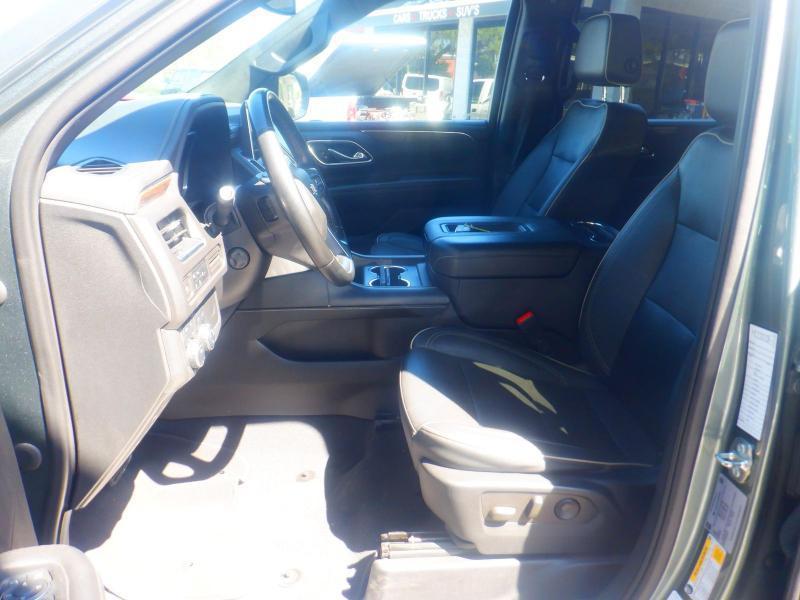 Chevrolet Suburban  2023