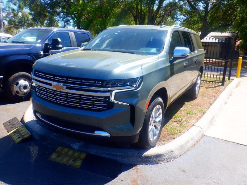 Chevrolet Suburban  2023
