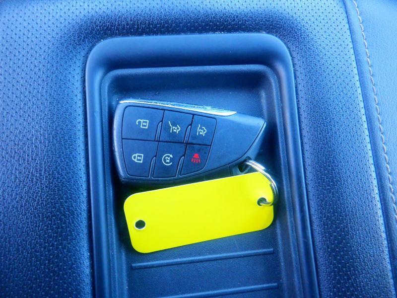 Chevrolet Suburban  2023