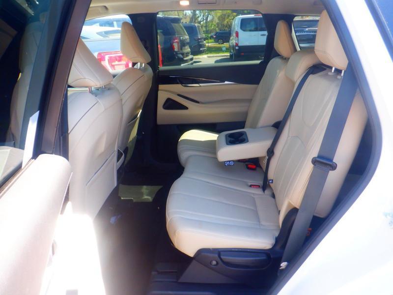 Infiniti QX60 PURE AWD 2023