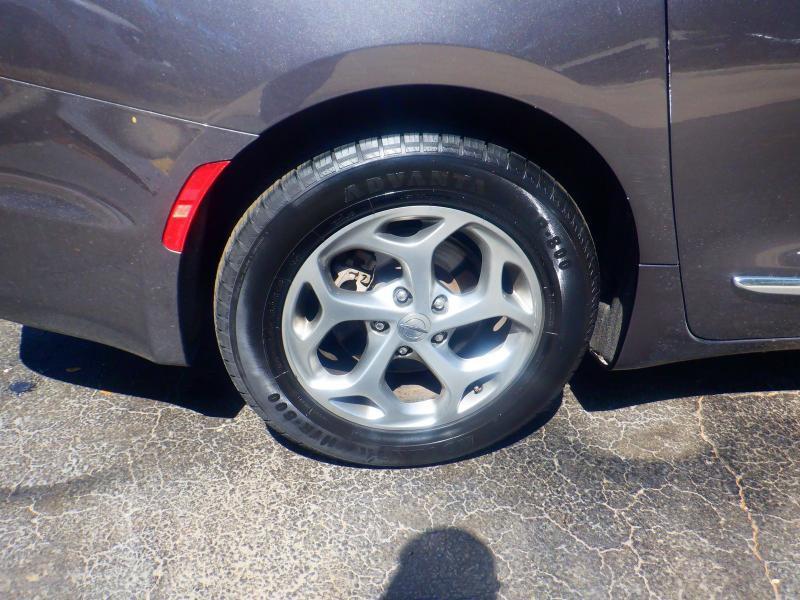 Chrysler Pacifica  2023