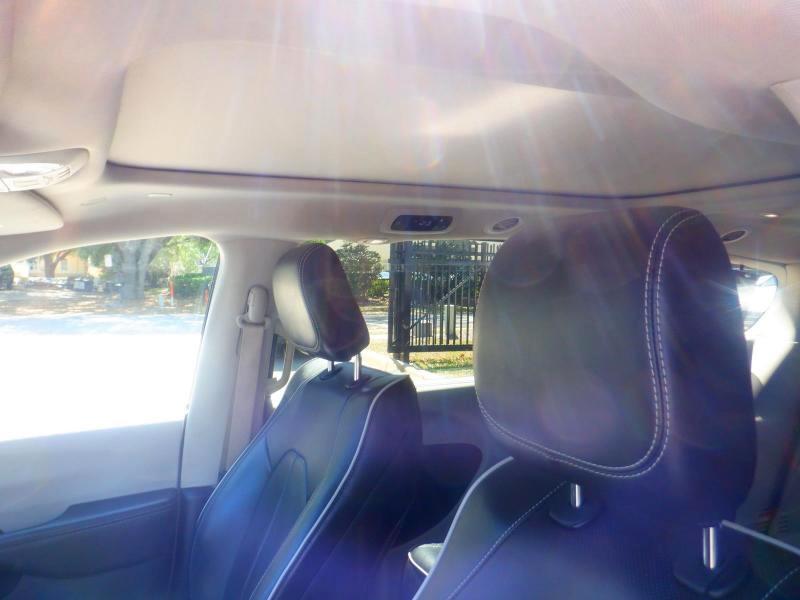 Chrysler Pacifica  2023