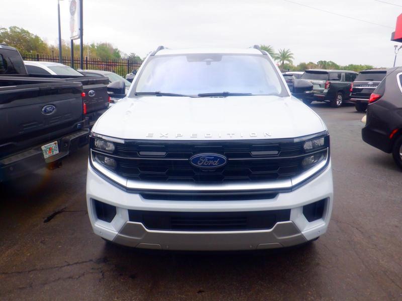 Ford Expedition MAX Platinum 2025