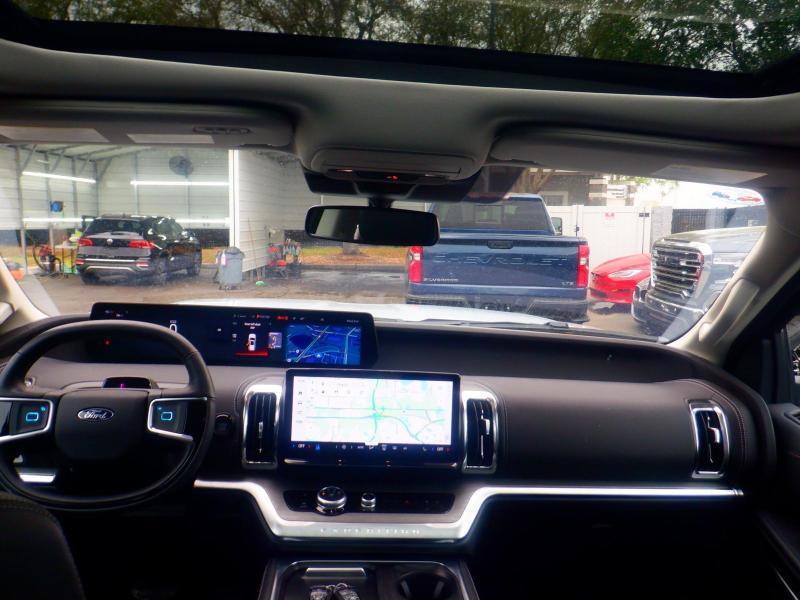 Ford Expedition MAX Platinum 2025