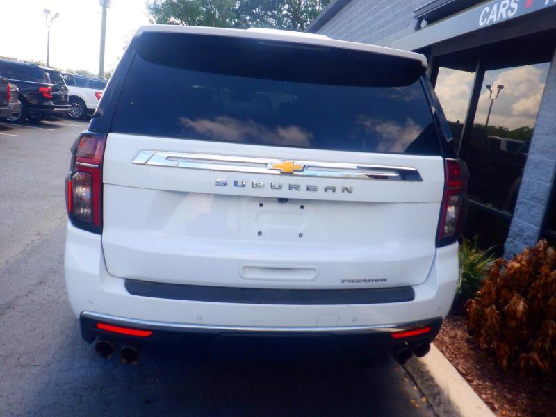 Chevrolet Suburban  2023