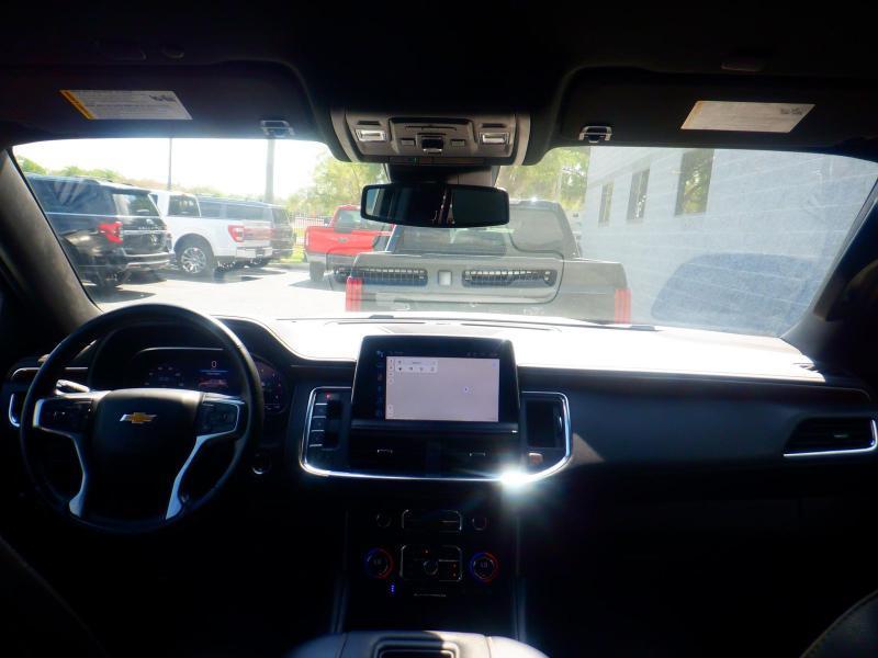 Chevrolet Suburban  2023