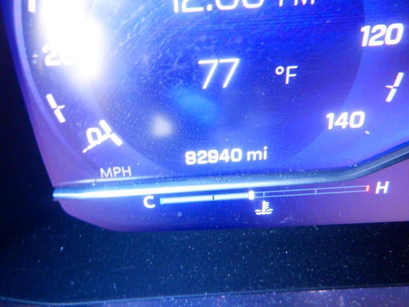 Chevrolet Suburban  2023