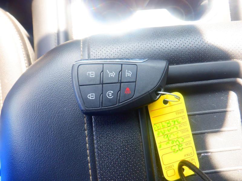 Chevrolet Suburban  2023