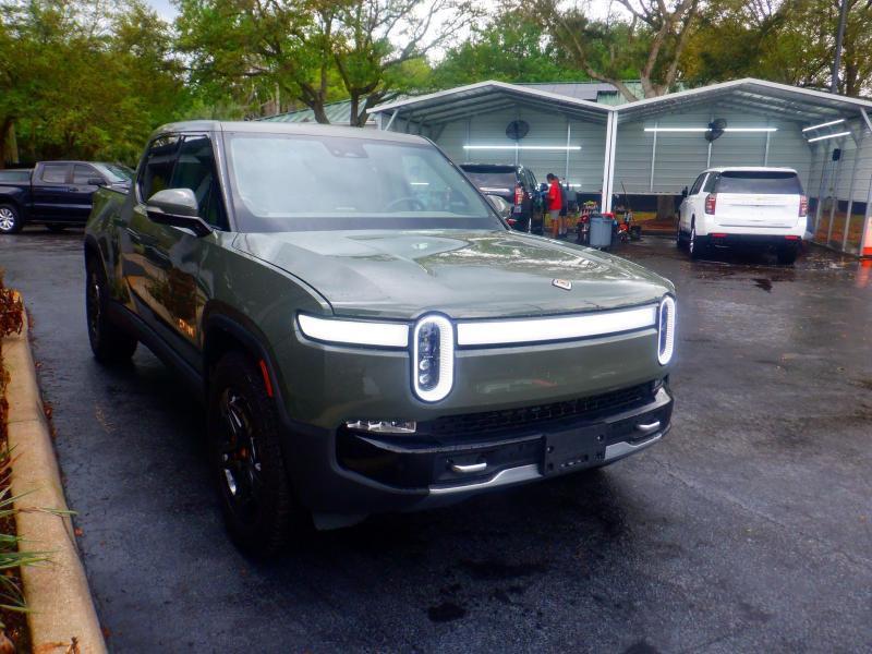 Rivian R1T  2023