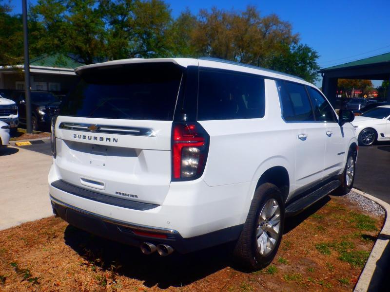 Chevrolet Suburban  2023