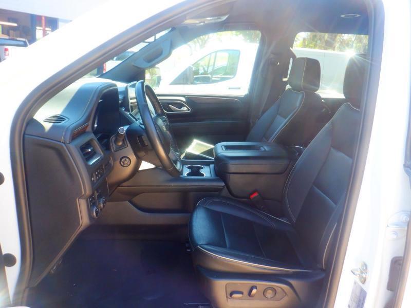 Chevrolet Suburban  2023