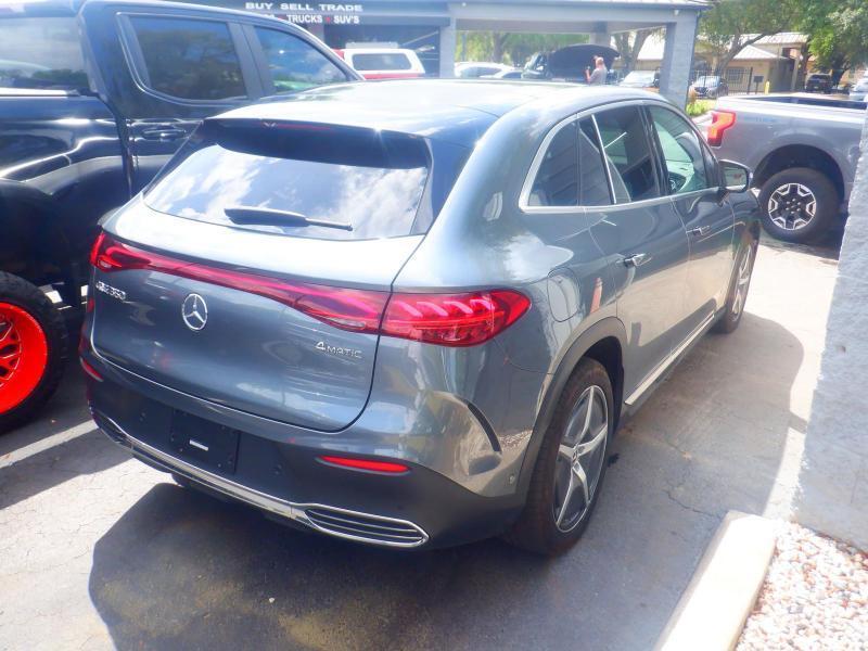 Mercedes-Benz EQE  2024