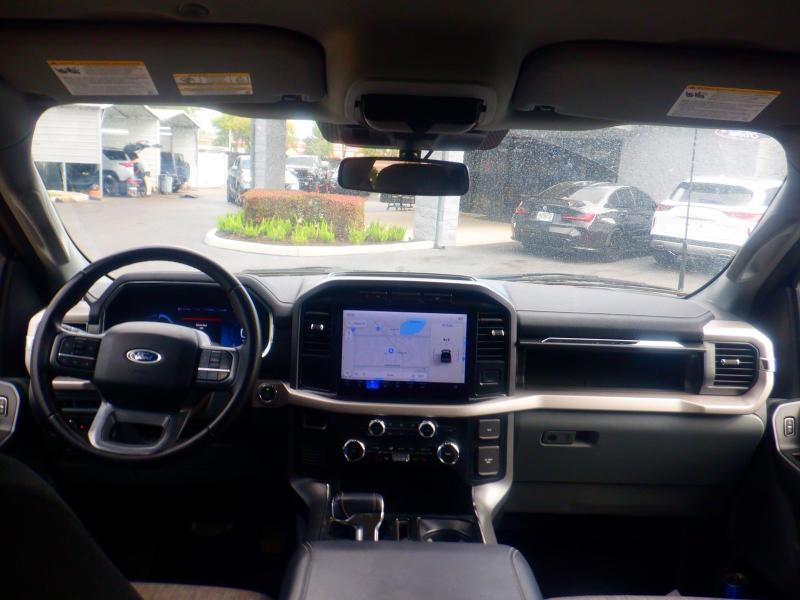 Ford F-150 Lightning  2023