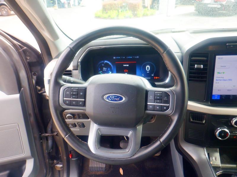 Ford F-150 Lightning  2023